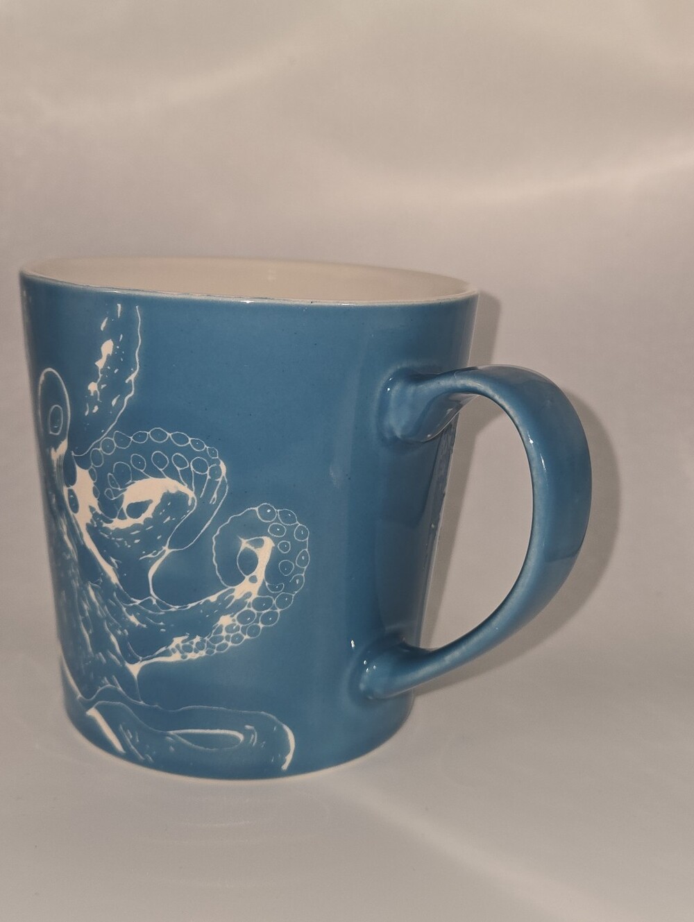 Blue White Octopus Ceramic Coffee Mug Etched Textured Nautical Ocean - Picture 4 of 9